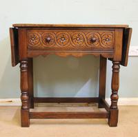 Single Drawer Oak Side Table (2 of 9) Single Drawer Oak Side Table (2 of 9)