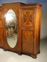 Fine Quality Early 20th Century Mahogany Breakfront Wardrobe (2 of 5) Fine Quality Early 20th Century Mahogany Breakfront Wardrobe (2 of 5)