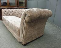 Late Victorian Chesterfield Sofa (14 of 14) Late Victorian Chesterfield Sofa (14 of 14)