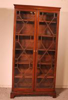 Georgian Glassed Bookcase in Mahogany & Inlays - 18th Century English (2 of 14) Georgian Glassed Bookcase in Mahogany & Inlays - 18th Century English (2 of 14)