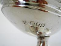 Pair of Elegant Good Quality Georgian Style Silver Salts (5 of 6) Pair of Elegant Good Quality Georgian Style Silver Salts (5 of 6)