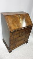 Fabulous Queen Anne Walnut Bureau (3 of 20) Fabulous Queen Anne Walnut Bureau (3 of 20)