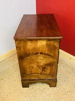 George II Chest of Drawers (4 of 9) George II Chest of Drawers (4 of 9)