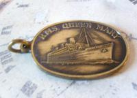 Vintage Pocket Watch Chain Fob 1950s Rms Queen Mary Ships Brass Propeller Fob (7 of 8) Vintage Pocket Watch Chain Fob 1950s Rms Queen Mary Ships Brass Propeller Fob (7 of 8)