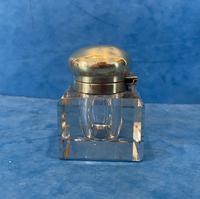Victorian Cut Glass Inkwell with a Brass Top (8 of 10) Victorian Cut Glass Inkwell with a Brass Top (8 of 10)