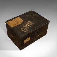 Antique Railway Carriage Chest, English, Pine, Mail Trunk, GWR, Edwardian, 1910 (8 of 11) Antique Railway Carriage Chest, English, Pine, Mail Trunk, GWR, Edwardian, 1910 (8 of 11)