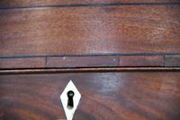Early 19th Century Chest of Drawers (5 of 14) Early 19th Century Chest of Drawers (5 of 14)