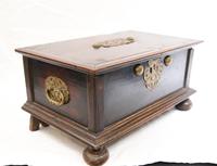 17th Century Portugese Casket Box - Walnut Jewellery Case (11 of 11) 17th Century Portugese Casket Box - Walnut Jewellery Case (11 of 11)