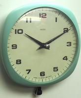 Interesting Turquoise Smiths Retro 1960s Mechanical Wall Clock (3 of 8) Interesting Turquoise Smiths Retro 1960s Mechanical Wall Clock (3 of 8)