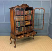 Burr Walnut Dome Topped Bookcase (14 of 18) Burr Walnut Dome Topped Bookcase (14 of 18)