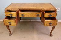 Antique Serpentine Shaped Burr Walnut Side Table (5 of 13) Antique Serpentine Shaped Burr Walnut Side Table (5 of 13)