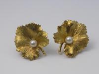 18ct Gold Pearl Earrings (3 of 7) 18ct Gold Pearl Earrings (3 of 7)