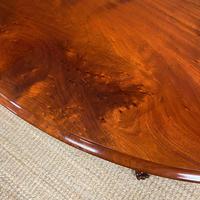 Large Quality Victorian Oval Mahogany Antique Dining Table (5 of 10) Large Quality Victorian Oval Mahogany Antique Dining Table (5 of 10)