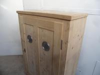 A Great Victorian 1 Door Antique/Old Pine Kitchen/Storage Cupboard to Wax/Paint (9 of 9) A Great Victorian 1 Door Antique/Old Pine Kitchen/Storage Cupboard to Wax/Paint (9 of 9)