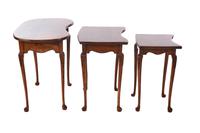 Walnut Nest of 3 Kidney Shape Tables c.1930 (4 of 7) Walnut Nest of 3 Kidney Shape Tables c.1930 (4 of 7)