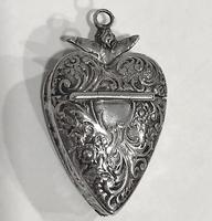 Large Edwardian Hanau Silver Heart Locket c1902 (2 of 6) Large Edwardian Hanau Silver Heart Locket c1902 (2 of 6)