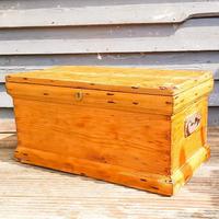 19th Century Carpenters Trunk with Shipwreck Finish (3 of 8) 19th Century Carpenters Trunk with Shipwreck Finish (3 of 8)