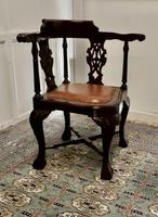 Chunky Georgian Style Mahogany Corner Chair (3 of 5) Chunky Georgian Style Mahogany Corner Chair (3 of 5)