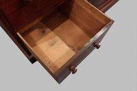George III Figured Mahogany Linen Press (10 of 12) George III Figured Mahogany Linen Press (10 of 12)