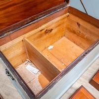 Country House Fitted Box (8 of 10) Country House Fitted Box (8 of 10)