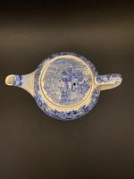 Late 19th Century Wedgwood Etruria Ferrara Teapot (2 of 8) Late 19th Century Wedgwood Etruria Ferrara Teapot (2 of 8)