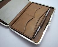 Quality Victorian 1894 Solid Sterling Silver & Leather Aide Memoire Card Note Stamp Case Purse Wallet. English Hallmarked (7 of 12) Quality Victorian 1894 Solid Sterling Silver & Leather Aide Memoire Card Note Stamp Case Purse Wallet. English Hallmarked (7 of 12)