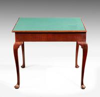 Chippendale Period Mahogany Card Table (3 of 4) Chippendale Period Mahogany Card Table (3 of 4)