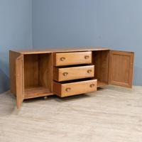 Ercol Sideboard (2 of 11) Ercol Sideboard (2 of 11)