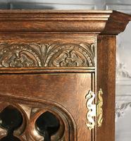 Gothic Style Oak Corner Cabinet (3 of 14) Gothic Style Oak Corner Cabinet (3 of 14)
