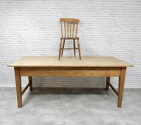 Large Farmhouse Pine Kitchen Table (4 of 9) Large Farmhouse Pine Kitchen Table (4 of 9)