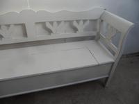 A Lovely White Tulip 3 Seater Antique/Old Pine Kitchen/Hall Box Settle/ Bench (8 of 9) A Lovely White Tulip 3 Seater Antique/Old Pine Kitchen/Hall Box Settle/ Bench (8 of 9)