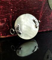Antique Georgian Quizzing Glass Pendant, Mother of Pearl & Silver (2 of 14) Antique Georgian Quizzing Glass Pendant, Mother of Pearl & Silver (2 of 14)