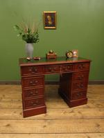 Small Antique Reproduction Pedestal Desk with Leather top, Brights of Nettlebed (10 of 10) Small Antique Reproduction Pedestal Desk with Leather top, Brights of Nettlebed (10 of 10)