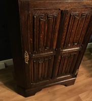 Gothic Style Oak Corner Cabinet (13 of 14) Gothic Style Oak Corner Cabinet (13 of 14)