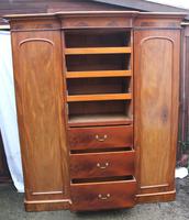 1900's Large Mahogany Mirrored 3 Door Wardrobe with Slides. (2 of 6) 1900's Large Mahogany Mirrored 3 Door Wardrobe with Slides. (2 of 6)