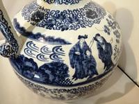 19th Century Blue & White Dutch Delft Flagon / Ewer (12 of 14) 19th Century Blue & White Dutch Delft Flagon / Ewer (12 of 14)
