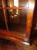 18th. Century Dutch Oak Hanging Cabinet (6 of 7) 18th. Century Dutch Oak Hanging Cabinet (6 of 7)