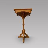 Gothic Style Lectern (2 of 4) Gothic Style Lectern (2 of 4)