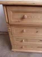 Massive Victorian Antique Pine 4 Drawer Chest of Drawers to wax / paint (6 of 12) Massive Victorian Antique Pine 4 Drawer Chest of Drawers to wax / paint (6 of 12)