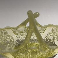 Victorian Davidson Yellow Vaseline Glass Posy Bowl - Lady Chippendale Pattern c.1890 (6 of 6) Victorian Davidson Yellow Vaseline Glass Posy Bowl - Lady Chippendale Pattern c.1890 (6 of 6)