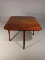 Shaped George III Period Mahogany Drop-leaf Table (2 of 7) Shaped George III Period Mahogany Drop-leaf Table (2 of 7)