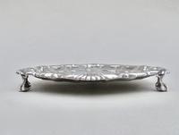 Victorian 6" Silver Card Tray by Martin Hall & Co, London 1891 (3 of 7) Victorian 6" Silver Card Tray by Martin Hall & Co, London 1891 (3 of 7)