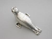 Victorian Novelty Silver Seal Pepperette by Charles & Charles Asprey, London, 1882 (7 of 14) Victorian Novelty Silver Seal Pepperette by Charles & Charles Asprey, London, 1882 (7 of 14)