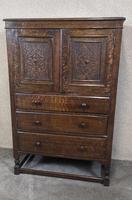 Good Quality Carved Oak Tallboy / Linen Press / Wardrobe (10 of 11) Good Quality Carved Oak Tallboy / Linen Press / Wardrobe (10 of 11)