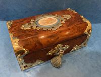 Victorian Brassbound & Brass Inlaid Walnut Jewellery Box (13 of 16) Victorian Brassbound & Brass Inlaid Walnut Jewellery Box (13 of 16)