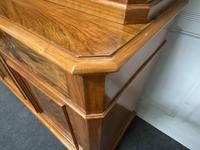 Fine Quality French Walnut Library Bookcase (20 of 23) Fine Quality French Walnut Library Bookcase (20 of 23)