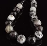 Antique Victorian Banded Agate Bead Necklace (13 of 13) Antique Victorian Banded Agate Bead Necklace (13 of 13)
