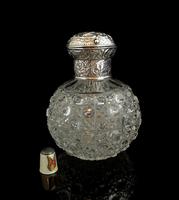 Antique Victorian Scent Bottle, Cut Glass, Sterling Silver (12 of 12) Antique Victorian Scent Bottle, Cut Glass, Sterling Silver (12 of 12)