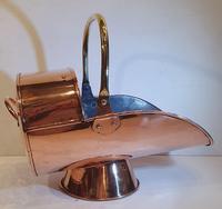Good Quality 19th Century Copper Coal Scuttle (2 of 5) Good Quality 19th Century Copper Coal Scuttle (2 of 5)