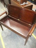 Mahogany Duet Piano Stool (4 of 4) Mahogany Duet Piano Stool (4 of 4)
